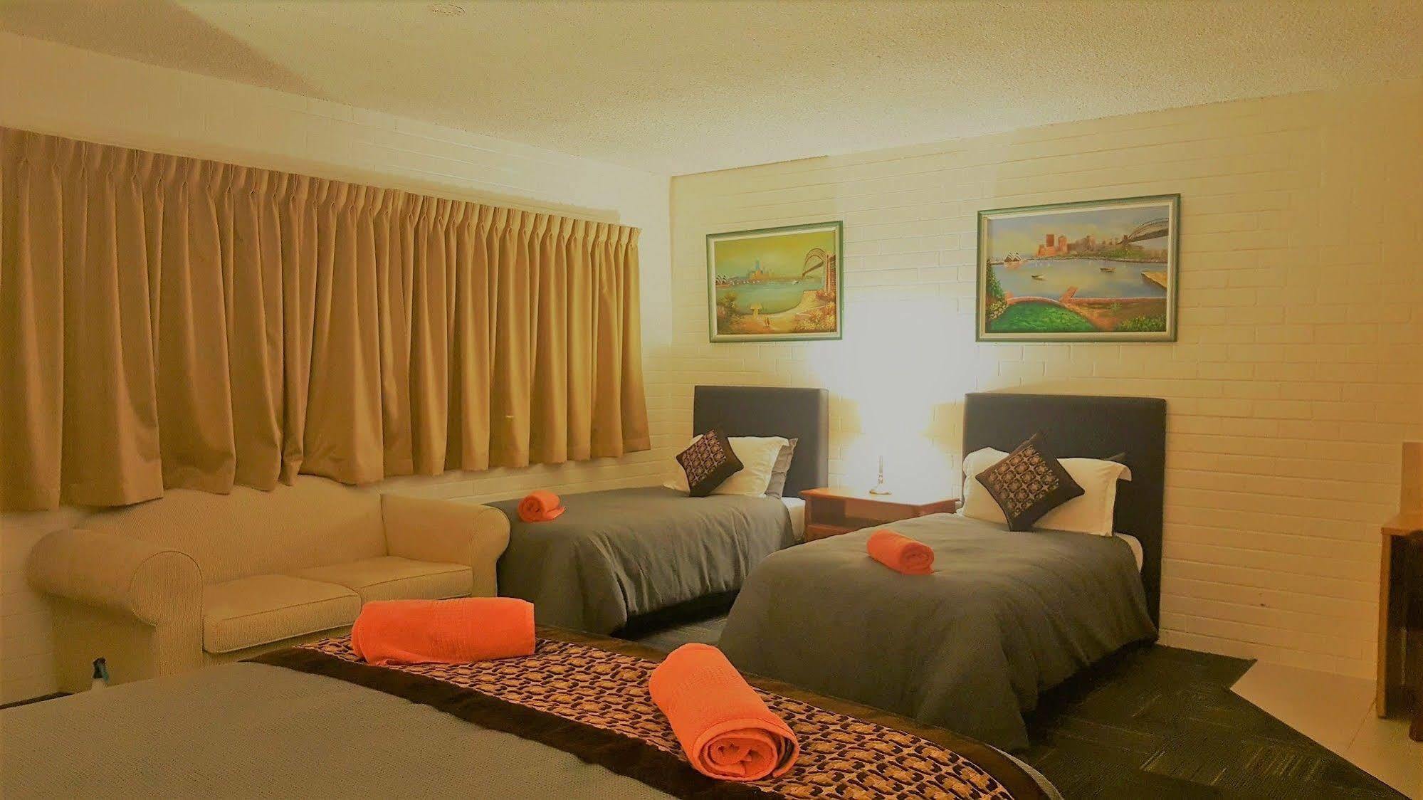 New Olympic Motel Лисмор Экстерьер фото